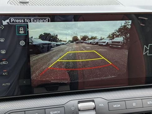 New 2026 Kia K4 EX FWD image 24
