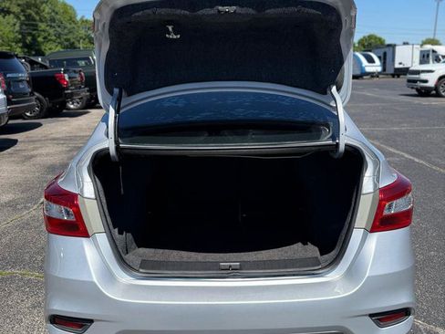 Used 2018 Nissan Sentra SV FWD image 19