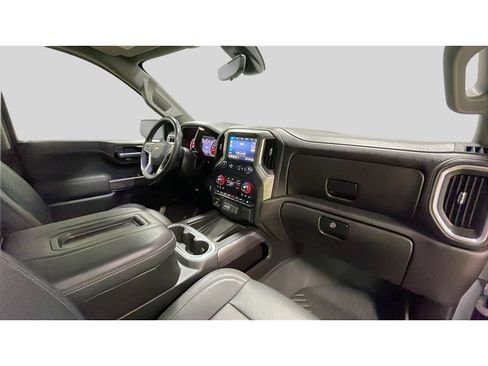 Used 2021 Chevrolet Silverado 1500 LTZ w/ LTZ Premium Package AWD/4WD image 19