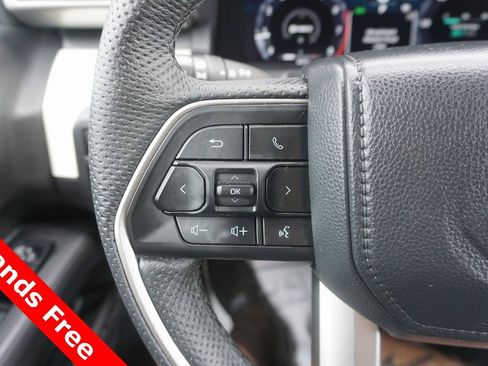 Used 2024 Toyota Tacoma TRD Off-Road image 4