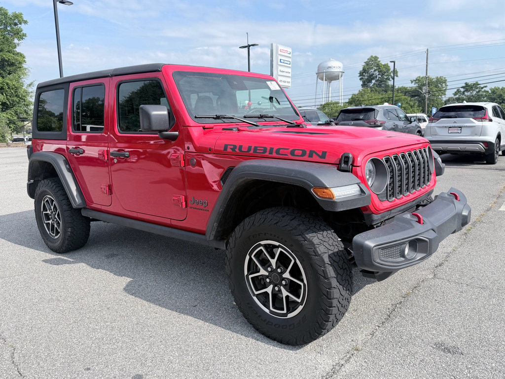 Used 2025 Jeep Wrangler Unlimited Rubicon AWD/4WD image 2
