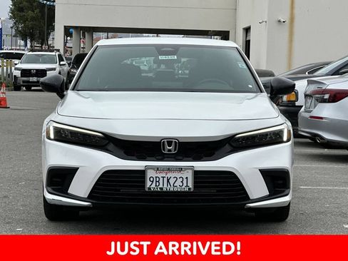 Used 2022 Honda Civic Sport image 8
