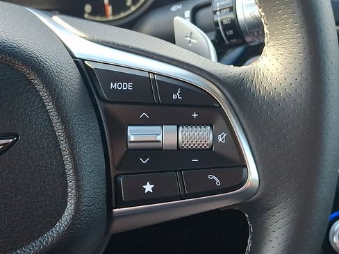 Certified 2026 Genesis G70 2.5T AWD/4WD image 22