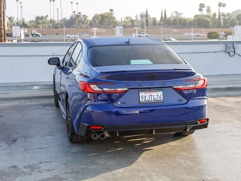 Used 2026 Toyota Camry SE w/ Convenience Package FWD image 7