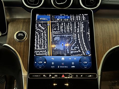 Certified 2025 Mercedes-Benz GLC 350e 4MATIC image 29