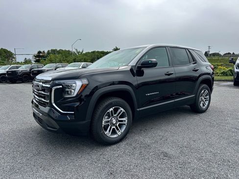 New 2026 GMC Terrain Elevation w/ Technology Package II image 2