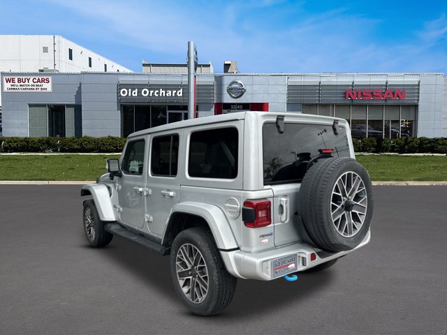 Used 2023 Jeep Wrangler Unlimited Sahara AWD/4WD image 6