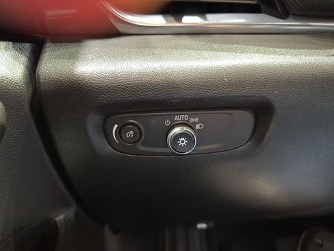 Used 2022 Chevrolet Traverse RS w/ LPO, Floor Liner Package image 36