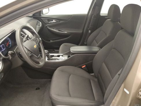 Used 2023 Chevrolet Malibu LT FWD image 17