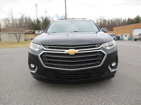 Used 2019 Chevrolet Traverse Premier w/ Driver Confidence II Package image 2