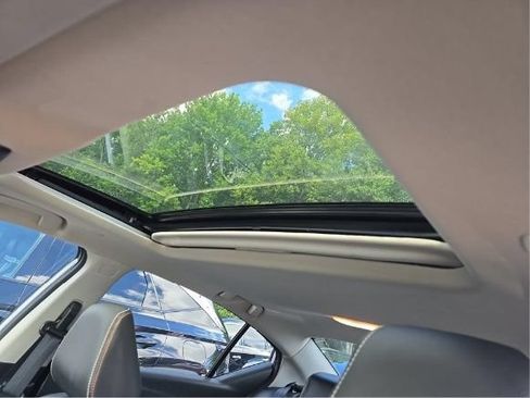Used 2023 Nissan Altima 2.0 SR FWD image 8