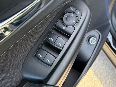 Used 2023 Chevrolet TrailBlazer ACTIV w/ Sun and Liftgate Package image 13