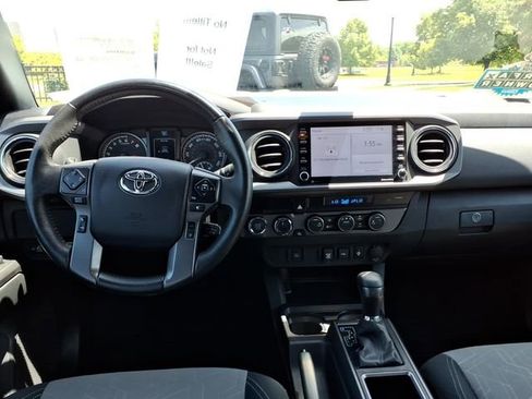 Used 2023 Toyota Tacoma TRD Off-Road AWD/4WD image 5