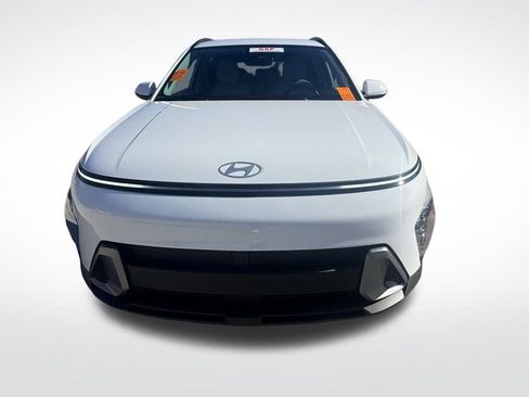 Used 2025 Hyundai Kona SEL image 11