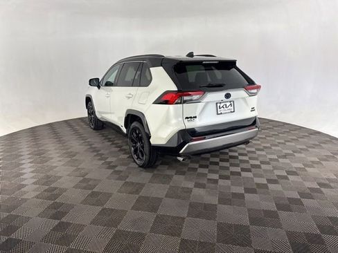 Used 2022 Toyota RAV4 XSE AWD/4WD image 6
