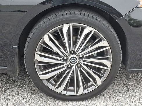 Used 2023 Nissan Altima 2.5 SL AWD/4WD image 11