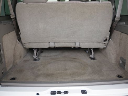 Used 2003 Chevrolet Astro image 18