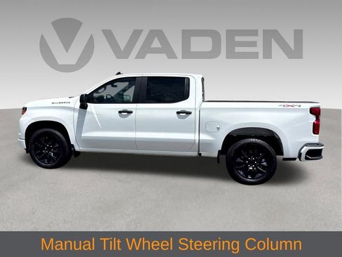 Used 2023 Chevrolet Silverado 1500 Custom AWD/4WD image 21