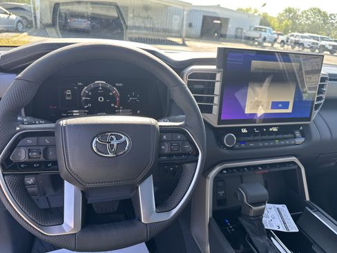 New 2026 Toyota Tundra Platinum AWD/4WD image 18