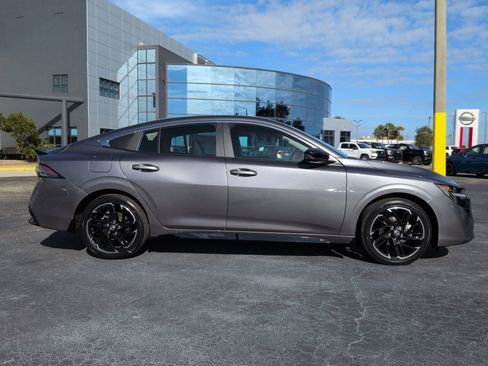 New 2026 Nissan Sentra SR w/ Floor Mat Package FWD image 3