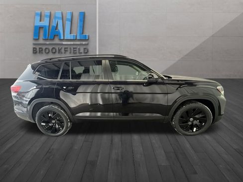 New 2026 Volkswagen Atlas SE image 6