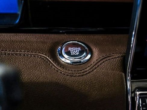 Used 2022 Lincoln Navigator L Reserve image 20