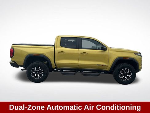 Used 2024 GMC Canyon AT4X image 9