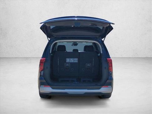 Used 2025 Kia Carnival LXS image 6