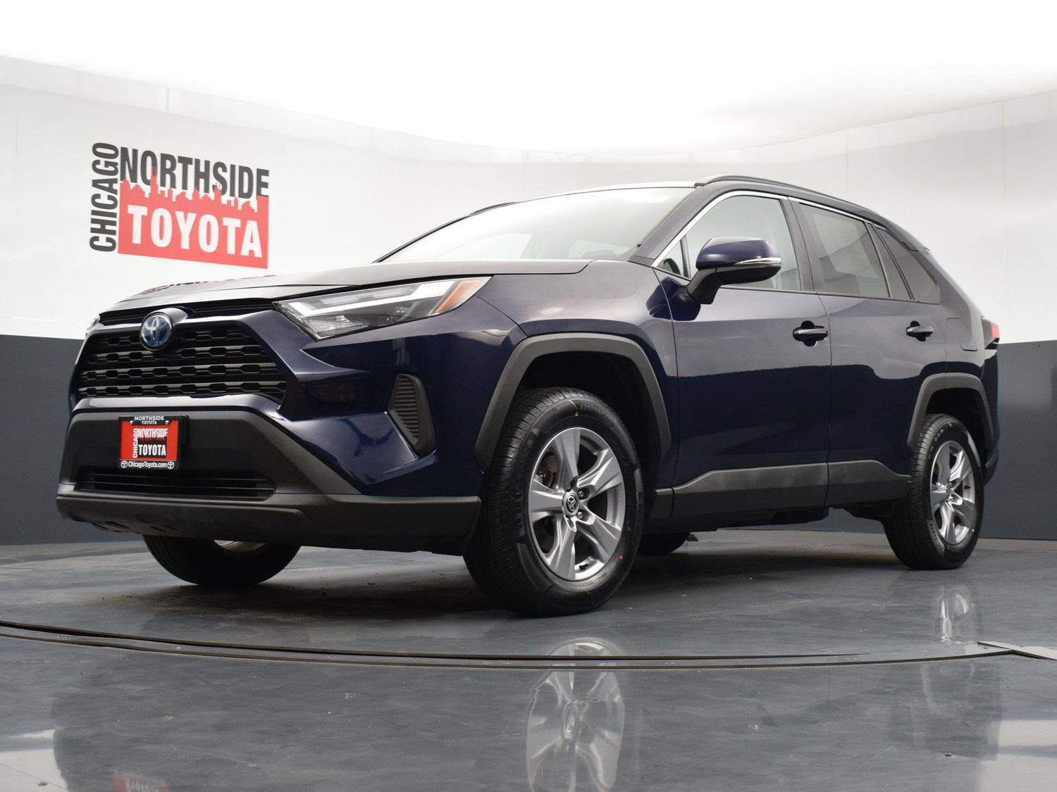 Used 2022 Toyota RAV4 XLE AWD/4WD image 30
