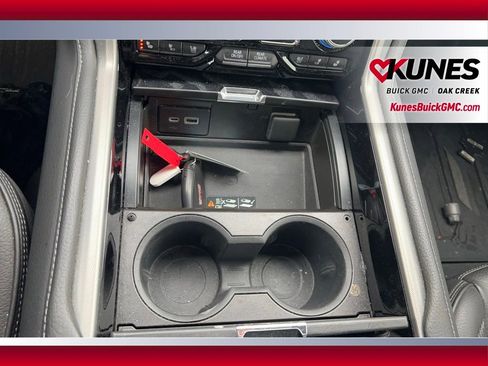 Used 2021 GMC Yukon Denali image 26