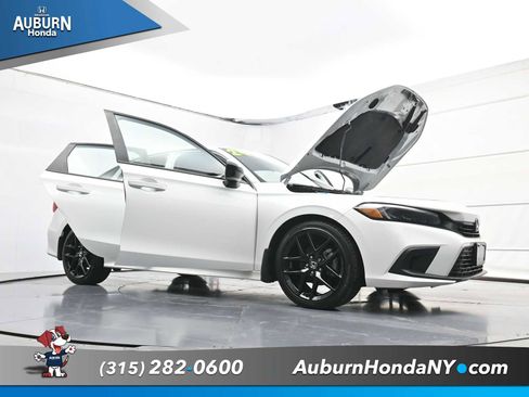Used 2024 Honda Civic Sport image 30