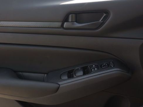 New 2025 Nissan Altima 2.5 S image 24