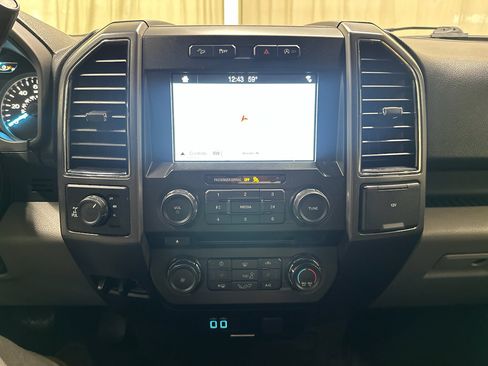 Used 2018 Ford F150 XLT w/ Equipment Group 302A Luxury image 33