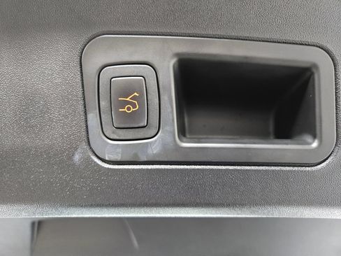 Used 2016 Tesla Model S 75 RWD image 43