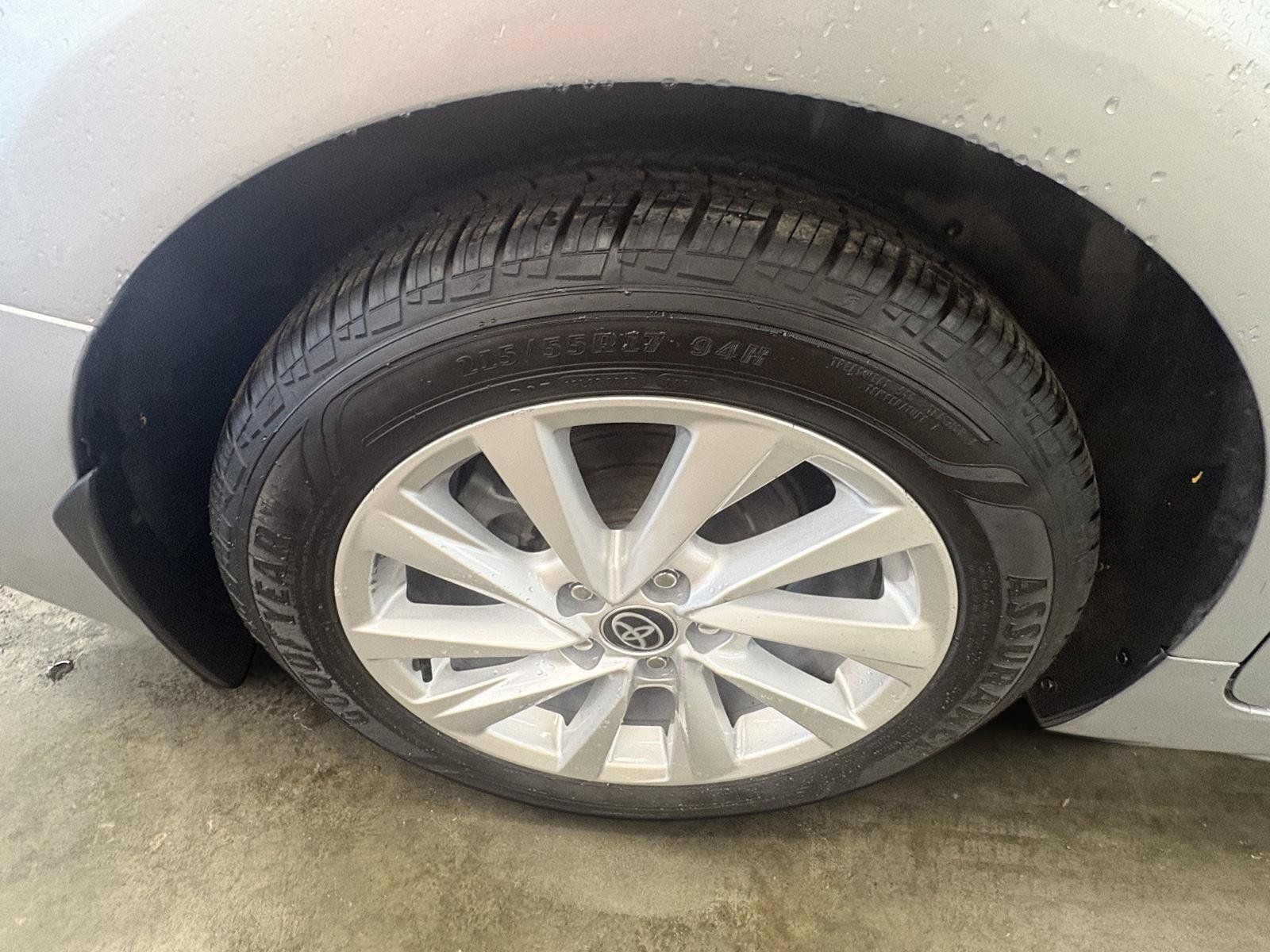Used 2024 Toyota Camry SE FWD image 13