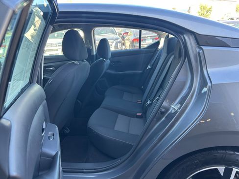 Used 2024 Nissan Sentra SV FWD image 25