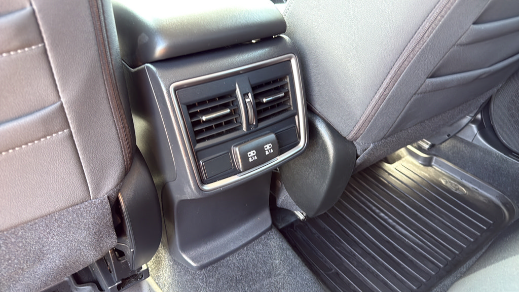 Used 2024 Subaru Forester Premium AWD/4WD image 18