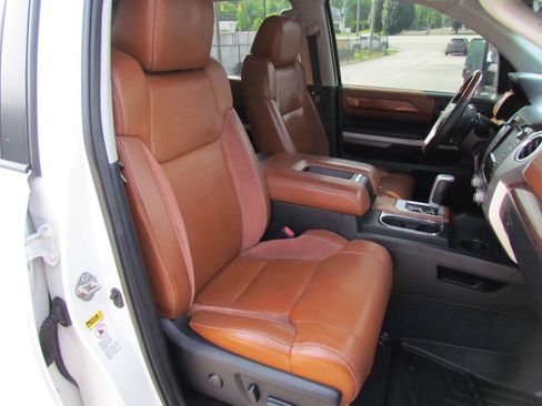 Used 2014 Toyota Tundra 1794 Edition AWD/4WD image 17