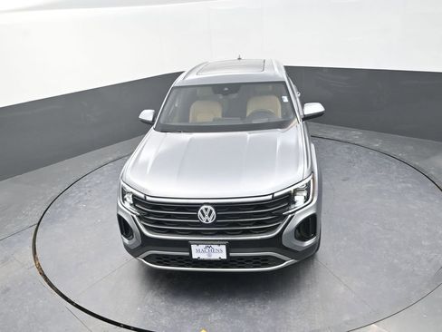 New 2026 Volkswagen Atlas Cross Sport SEL AWD/4WD image 14