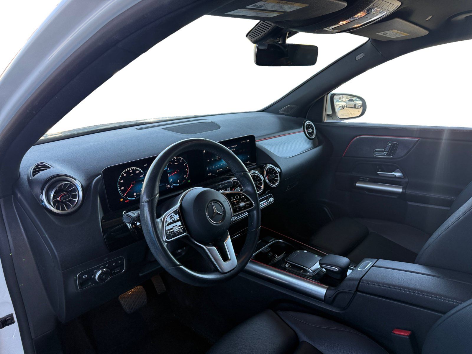 Used 2023 Mercedes-Benz GLA 250 w/ Premium Package image 9