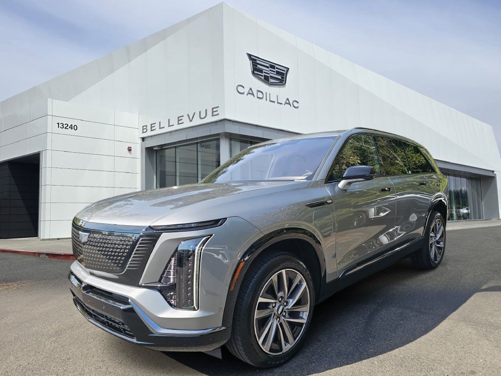 New 2027 Cadillac Vistiq Luxury AWD/4WD image 3