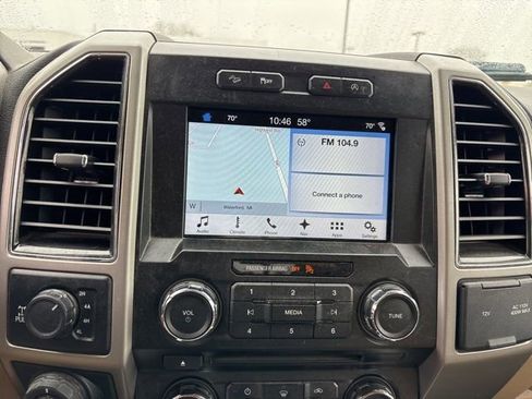 Used 2017 Ford F150 Lariat w/ Equipment Group 501A Mid image 20