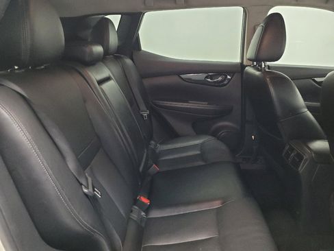 Used 2017 Nissan Rogue Sport SL FWD image 19