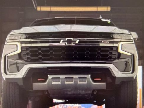 Used 2021 Chevrolet Tahoe Z71 AWD/4WD image 17