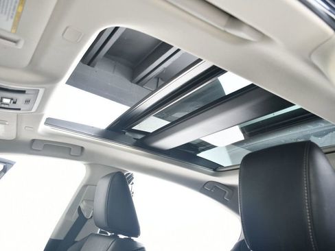 Used 2022 Lexus ES 350 Ultra Luxury image 6