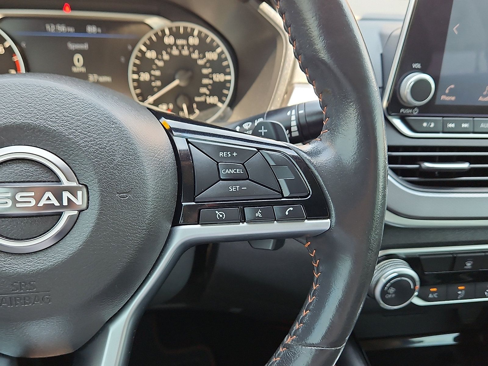 Used 2023 Nissan Altima 2.5 SR FWD image 19