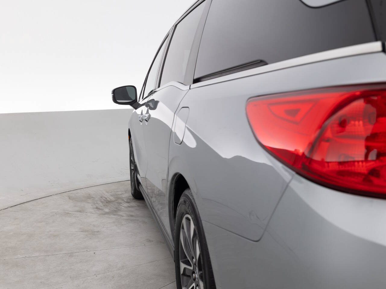 Used 2021 Honda Odyssey EX-L image 13