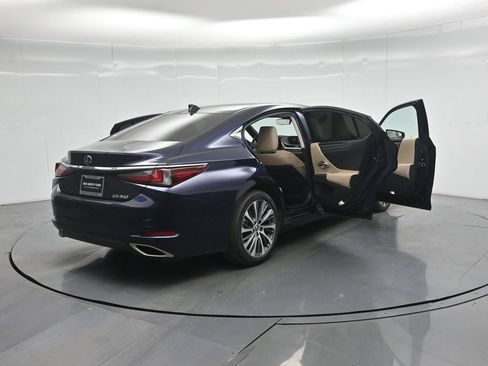 Used 2021 Lexus ES 350 w/ Premium Package FWD image 5