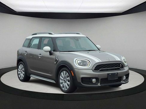 Used 2019 MINI Cooper Countryman S image 2