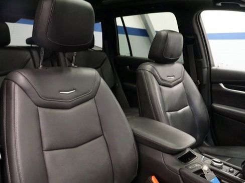 Certified 2022 Cadillac XT6 Premium Luxury w/ Technology Package image 19